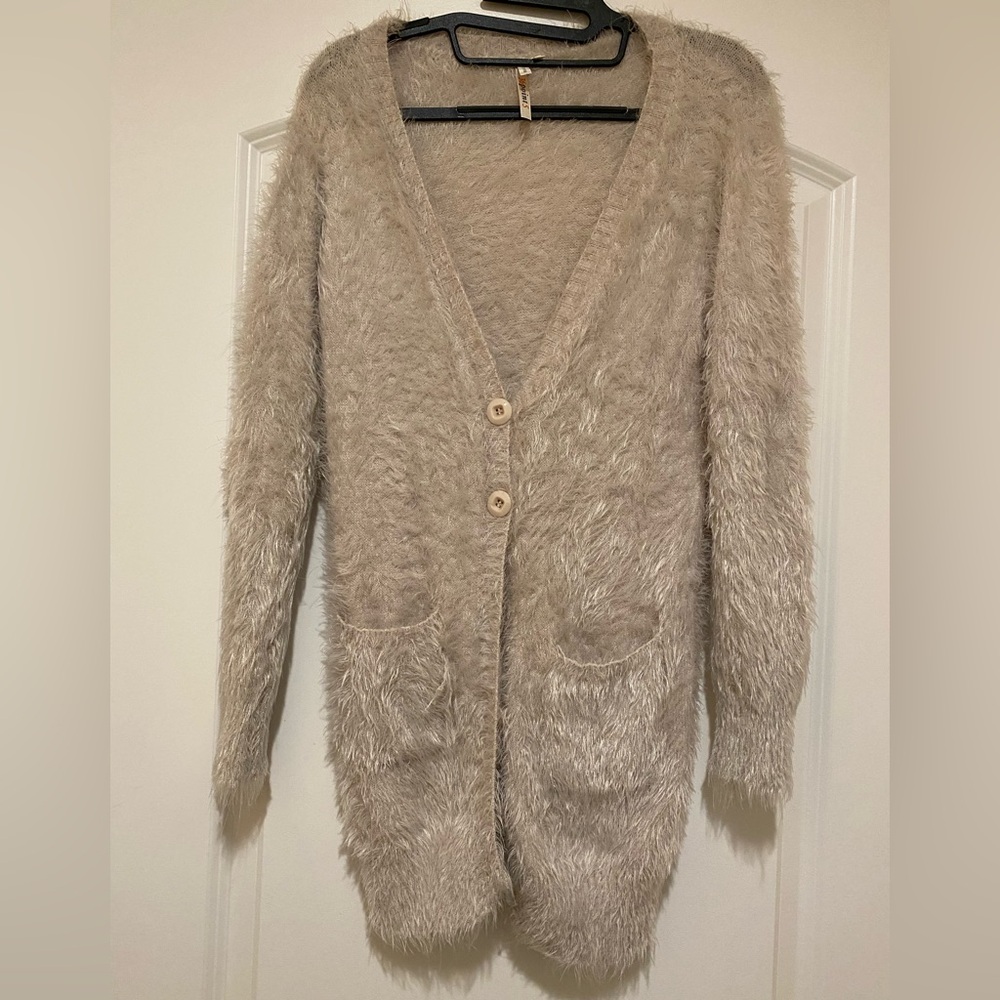 36point5 Fuzzy Gray Sweater Women’s cardigan size M